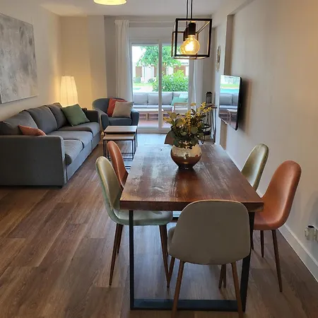 La Casita: Bajo Reformado Con Salida A Jardin Dénia