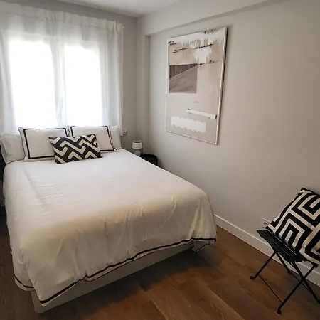 Appartement La Casita: Bajo Reformado Con Salida A Jardin Dénia