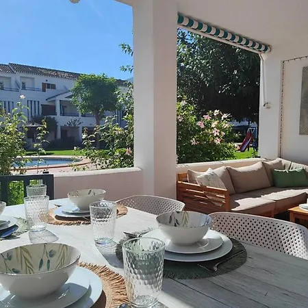La Casita: Bajo Reformado Con Salida A Jardin *