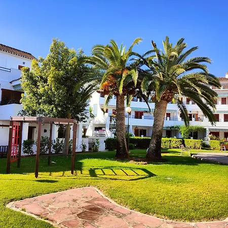 La Casita: Bajo Reformado Con Salida A Jardin Dénia